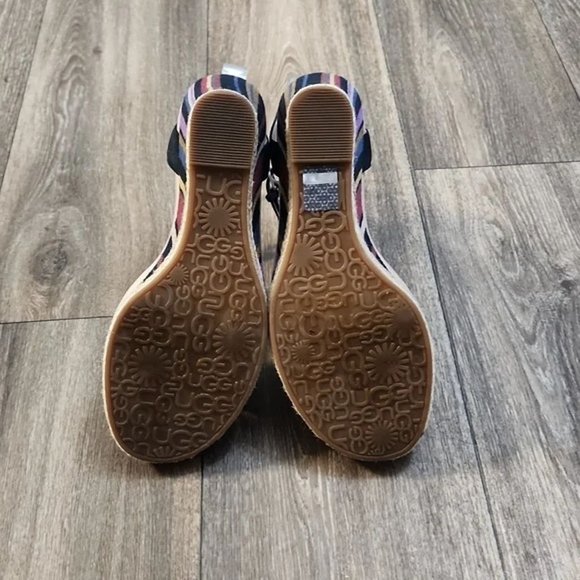 UGG Australia Striped Nyssa Wedge Espadrille Sandals Size 7 - Picture 7 of 8